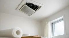 トイレのニオイが戻る原因は換気扇かも、見落としがちな上の掃除で空気が変わる